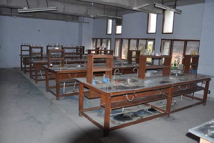 Ch Mani Ram Godara Government College for Women campus in Fatehabad, Haryana, India — photo 3