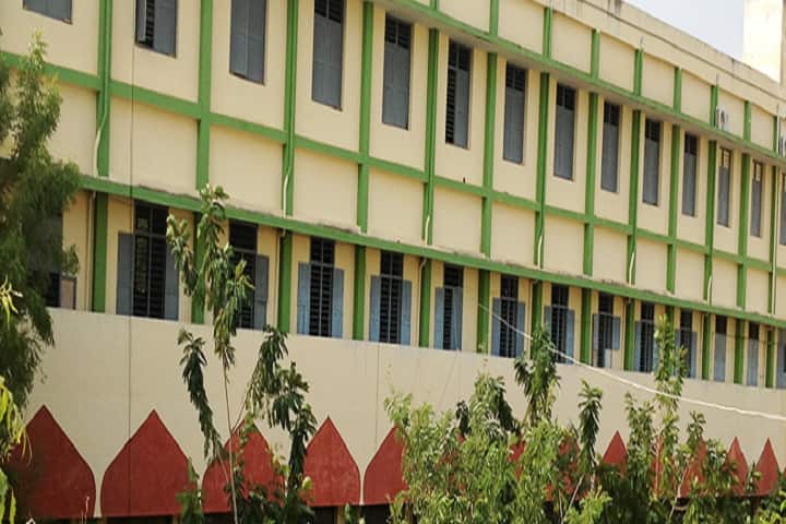 Dr Zakir Husain College campus in Ilayangudi, Tamil Nadu, India — photo 1