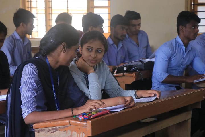 Kittel Arts College campus in Dharwad, Karnataka, India — photo 3