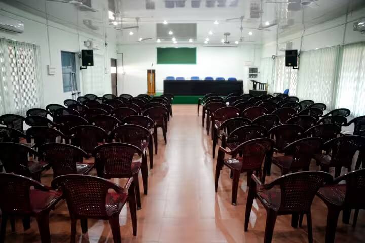 Sree Narayana Mangalam College campus in Moothakunnam, Kerala, India — photo 3