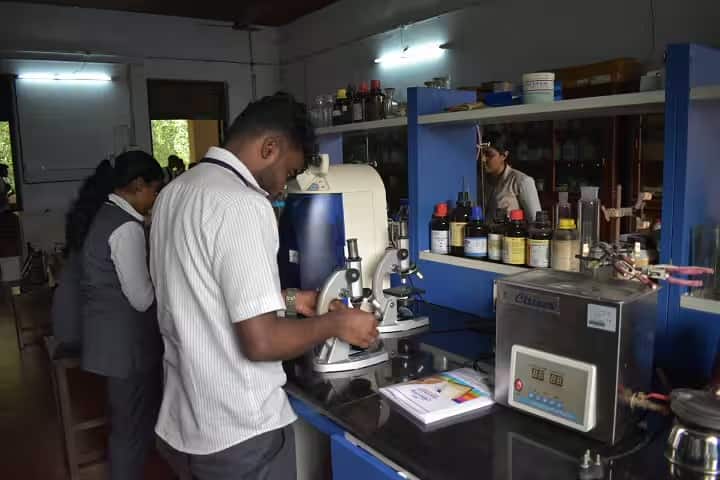 Sree Narayana Mangalam College campus in Moothakunnam, Kerala, India — photo 4