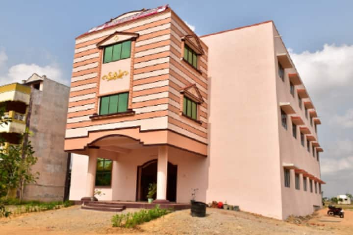 Sridevi Arts and Science College campus in Tiruvallur, Tamil Nadu, India — photo 1