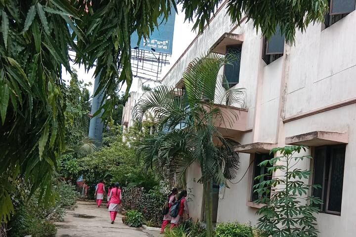 Visakha Government Degree College for Women campus in Visakhapatnam, Andhra Pradesh, India — photo 5