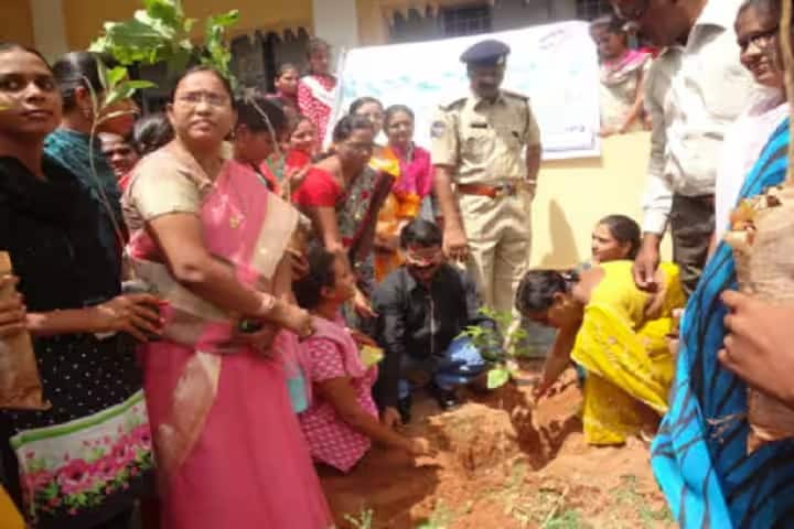 Government Degree College for Women campus in Nalgonda, Telangana, India — photo 5