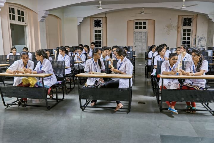 Babaria Institute of Pharmacy campus in Vadodara, Gujarat, India — photo 4