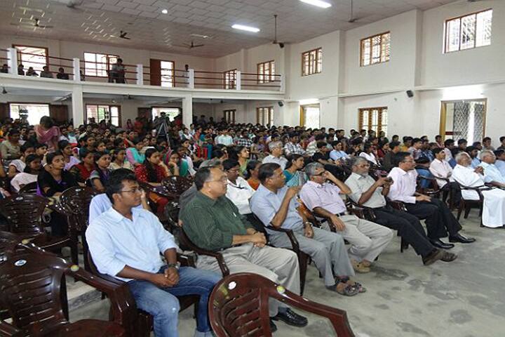 UC College Aluva campus in Aluva, Kerala, India — photo 5