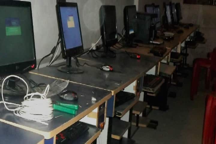 Shama Parveen Girls Degree College campus in Amroha, Uttar Pradesh, India — photo 4