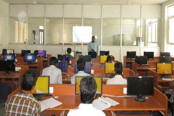 Dhirajlal Gandhi College of Technology campus in Salem, Tamil Nadu, India — photo 5