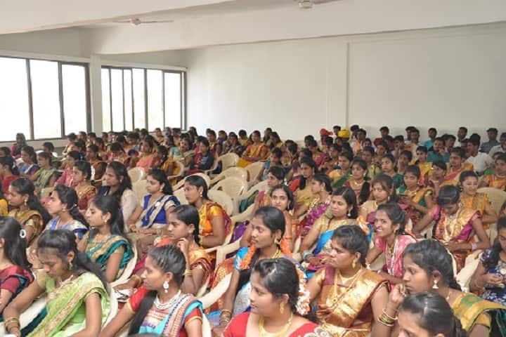 KLE Society's SVS Bellubbi Arts and Commerce College campus in Saundatti, Karnataka, India — photo 2