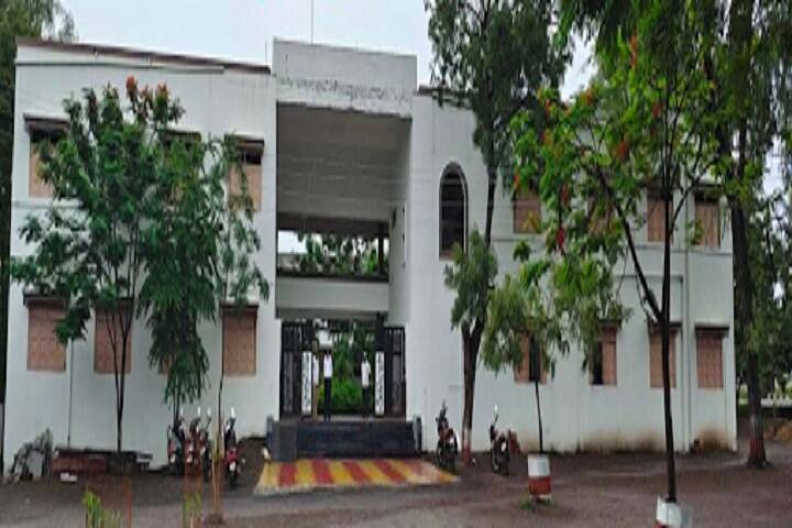 Gangamai Education Trusts Arts Commerce and Science College campus in Nagaon, Maharashtra, India — photo 2
