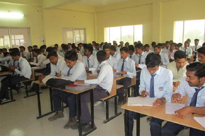 Suyash Institute of Information Technology campus in Gorakhpur, Uttar Pradesh, India — photo 2