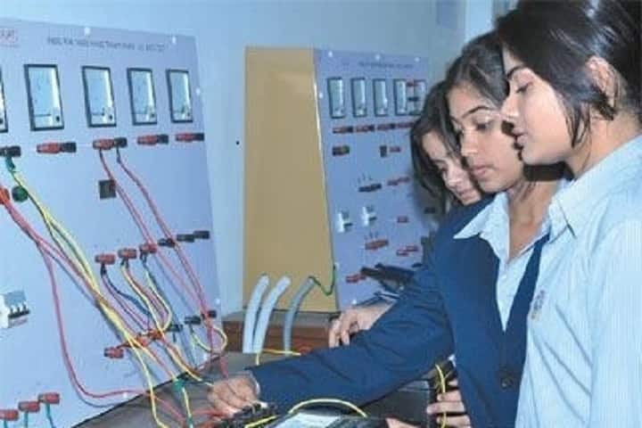 Suyash Institute of Information Technology campus in Gorakhpur, Uttar Pradesh, India — photo 4