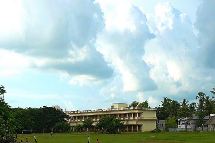 Government Degree College campus in Avanigadda, Andhra Pradesh, India — photo 2