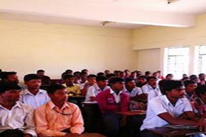 Sri D Devaraj Urs Government First Grade College campus in Hunsur, Karnataka, India — photo 3