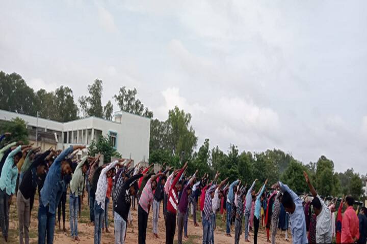 Sri D Devaraj Urs Government First Grade College campus in Hunsur, Karnataka, India — photo 6