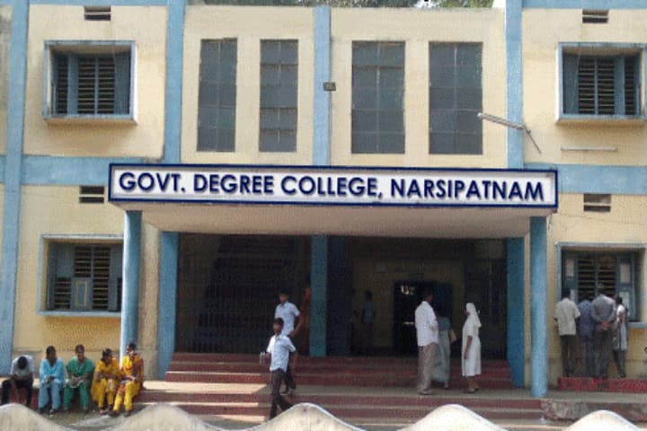 Government Degree College campus in Visakhapatnam, Andhra Pradesh, India — photo 1