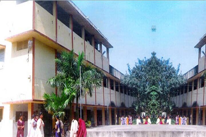 SVD Government Degree College for Women campus in Rajamahendravaram, Andhra Pradesh, India — photo 3
