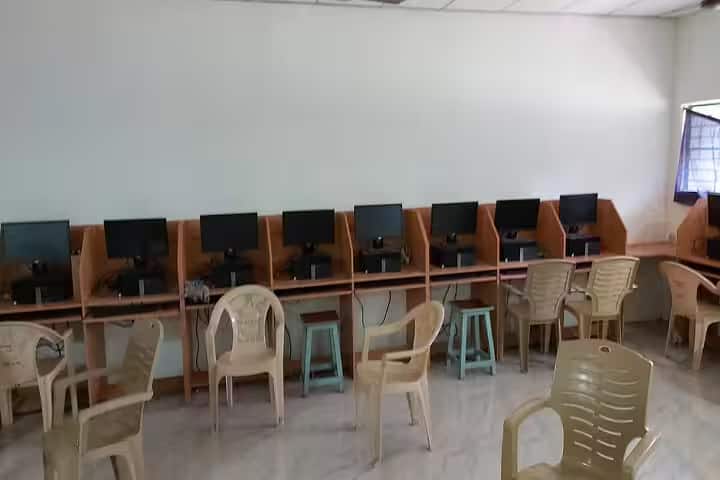 Sri VS Sivalingam Chettiar Government Degree College campus in Sullurupeta, Andhra Pradesh, India — photo 4