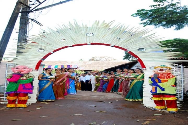 Government First Grade College campus in Mangalore, Karnataka, India — photo 4