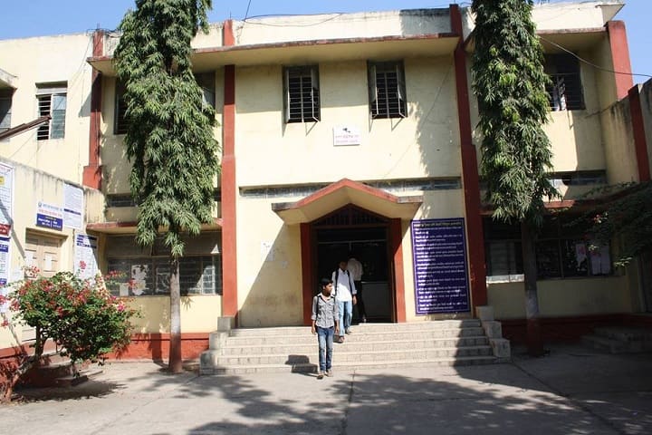 Vasantrao Naik Mahavidyalaya campus in Aurangabad, Maharashtra, India — photo 1