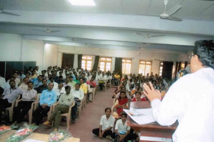 Vasantrao Naik Mahavidyalaya campus in Aurangabad, Maharashtra, India — photo 2