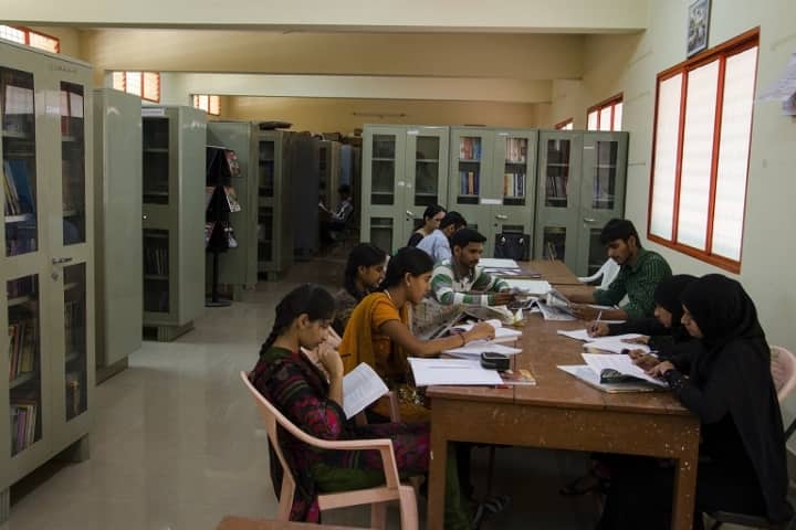 Government First Grade College campus in Bangalore, Karnataka, India — photo 5