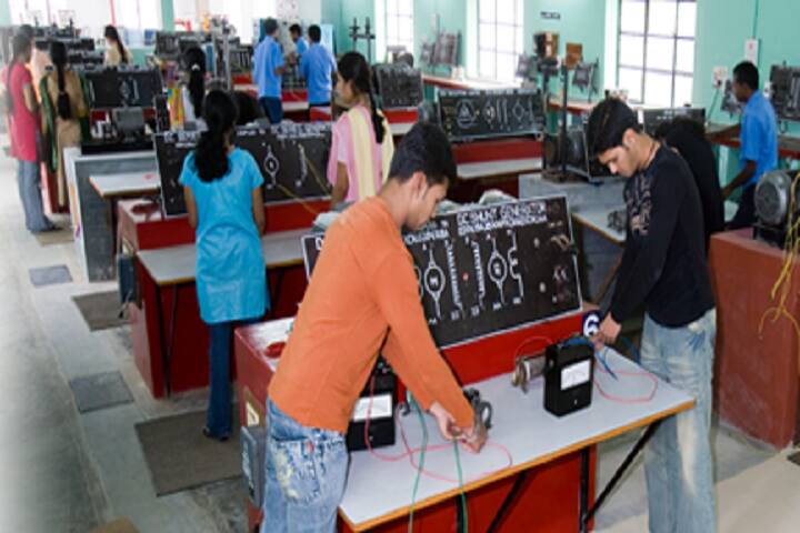Jawaharlal Nehru New College of Engineering campus in Shivamogga, Karnataka, India — photo 6