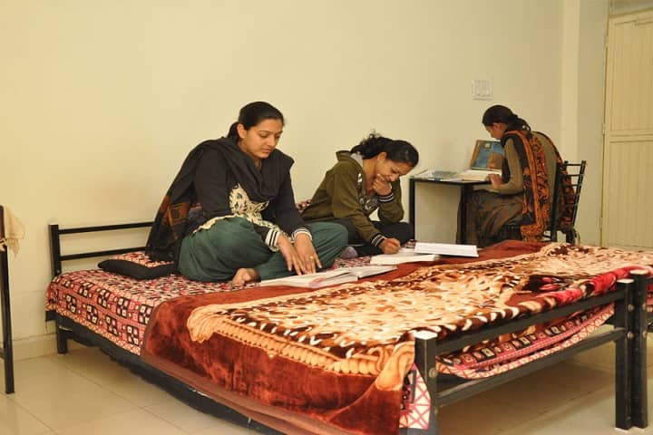 Saraswati Nursing Institute campus in Mohali, Punjab, India — photo 5
