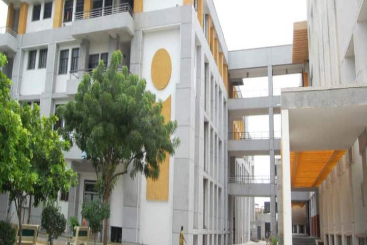 Poornima College of Engineering campus in Jaipur, Rajasthan, India — photo 1