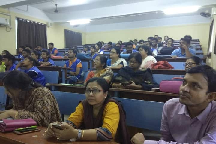 Sree Chaitanya College campus in Habra, West Bengal, India — photo 5
