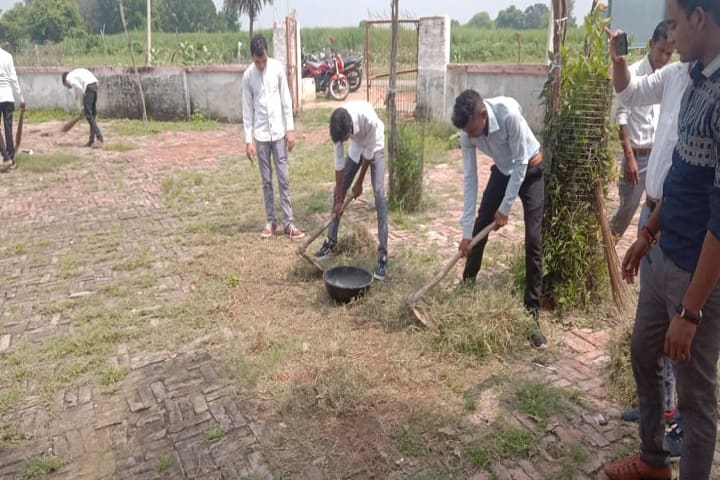 Sw Shree Puran Ramprakash Dixit Mahavidyalaya campus in Hamirpur, Uttar Pradesh, India — photo 6