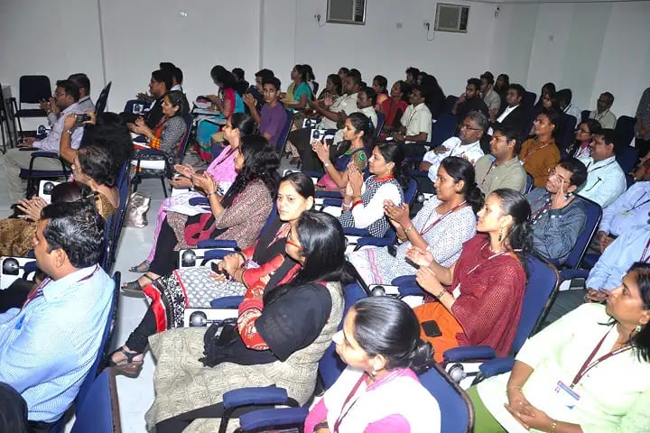 Lala College Mumbai campus in Mumbai, Maharashtra, India — photo 2