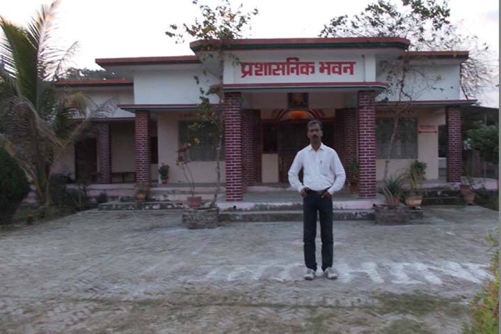 Pt Ram Narayan Sharma Degree College campus in Pratapgarh, Uttar Pradesh, India — photo 5