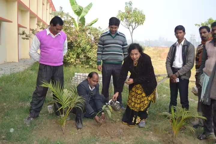 Keshav Prasad Ralhi PG College campus in Bhadohi, Uttar Pradesh, India — photo 3