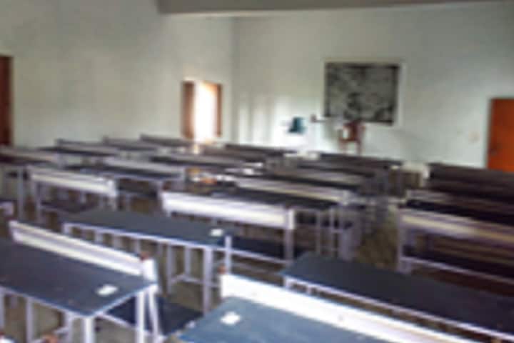 Janak Dulari Shiv Datt Degree College campus in Kaushambi, Uttar Pradesh, India — photo 2