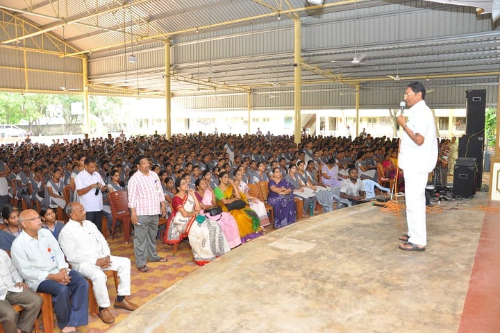 SKSD Mahila Kalasala campus in Tanuku, Andhra Pradesh, India — photo 4