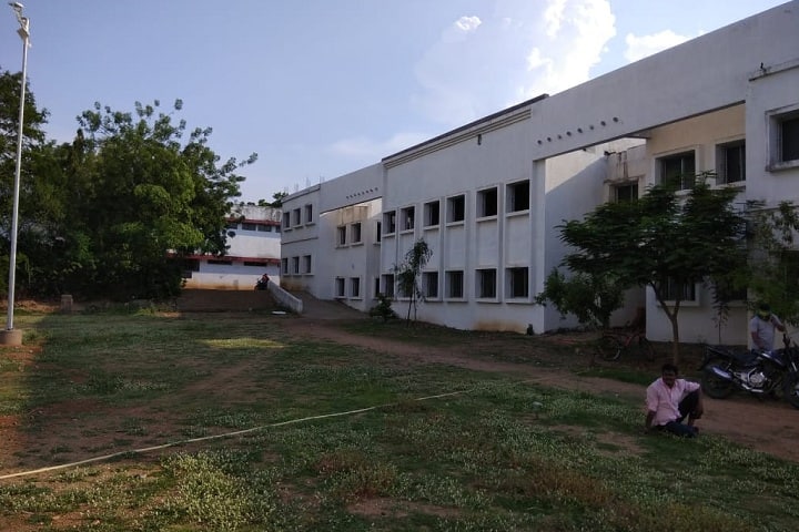 Nutan Adarsh Arts Commerce and Smt Maniben Harilal Wegad Science College campus in Nagpur, Maharashtra, India — photo 2