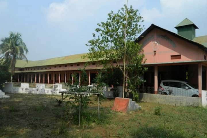 Habraghat Mahavidyalaya campus in Krishnai, Assam, India — photo 2