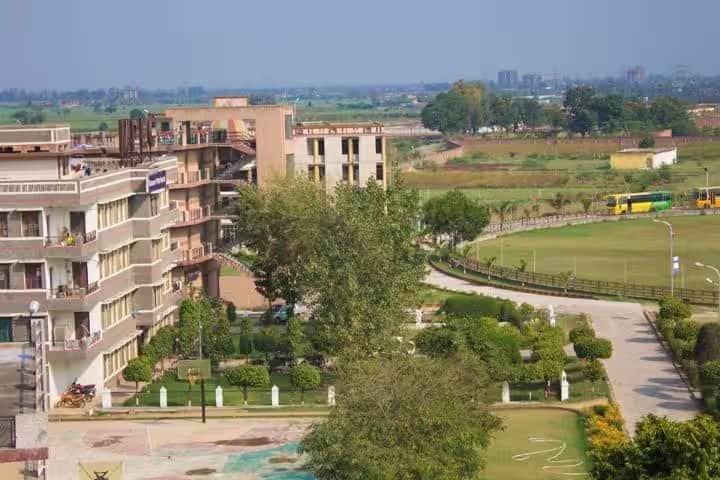Maharana Pratap Dental College campus in Kanpur, Uttar Pradesh, India — photo 1