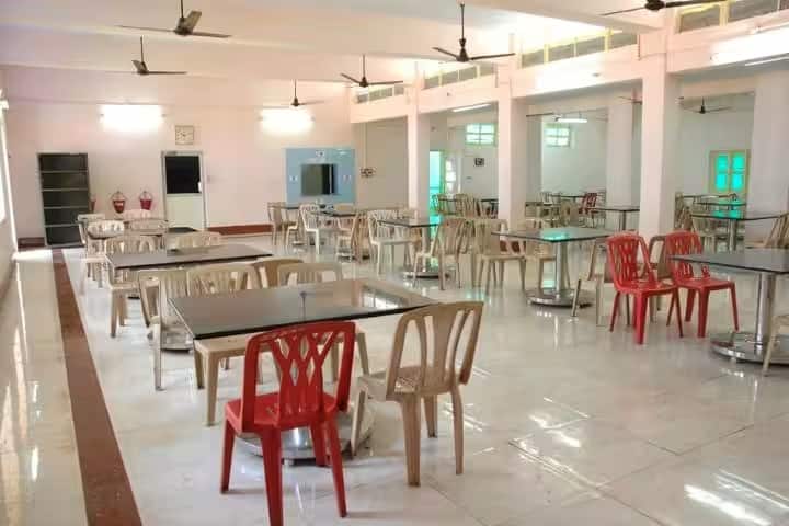 Maharana Pratap Dental College campus in Kanpur, Uttar Pradesh, India — photo 4