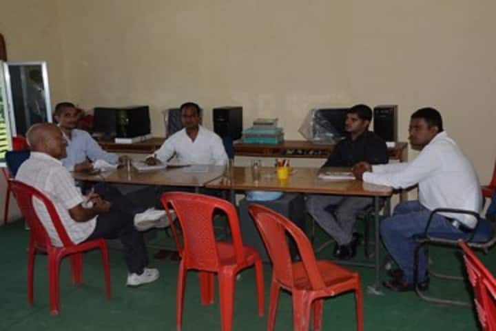 Late Srimati Rama Devi Mahavidyalaya campus in Kushinagar, Uttar Pradesh, India — photo 5