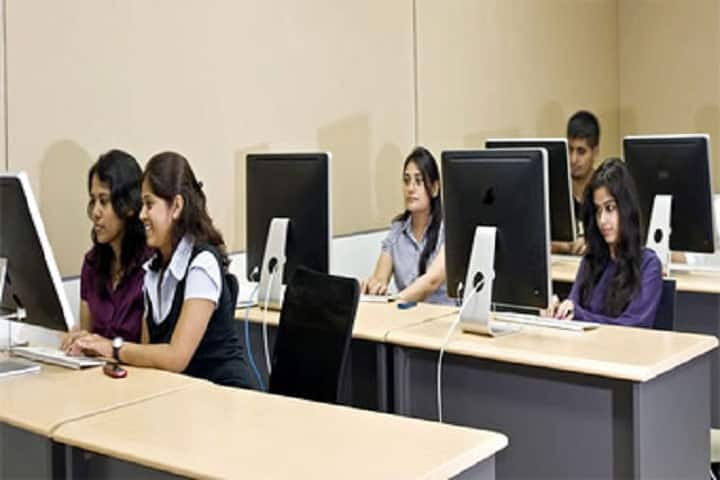 Kaushal Kishor Tej Pratap Snatak Mahavidyalaya campus in Maharajganj, Uttar Pradesh, India — photo 3