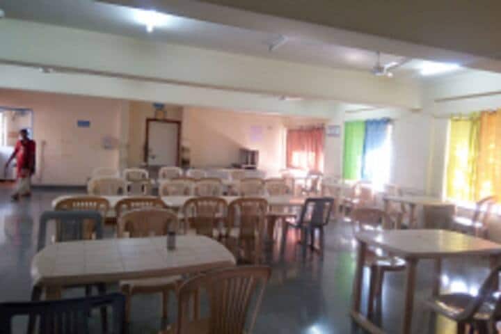 Shri Shivaji Shikshan Prasarak Mandal Karmaveer Mamasaheb Jagadale Mahavidyalaya campus in Washi, Maharashtra, India — photo 4