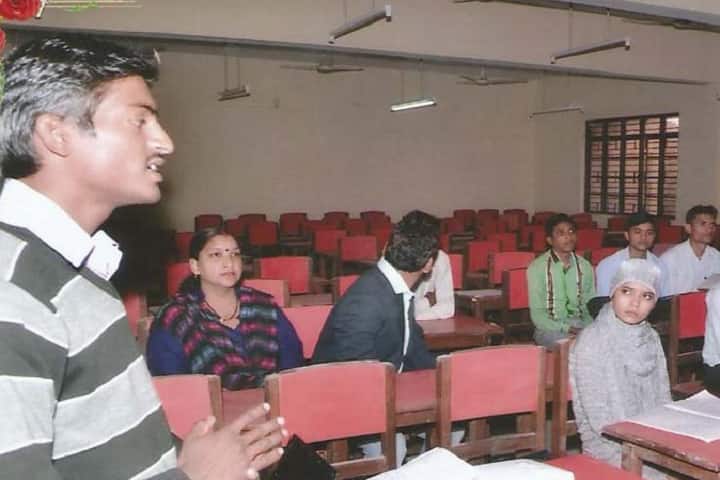 Damyanti Raj Anand Government Degree College campus in Budaun, Uttar Pradesh, India — photo 4
