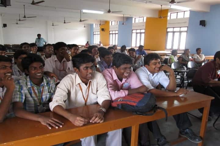LICET Chennai campus in Chennai, Tamil Nadu, India — photo 4