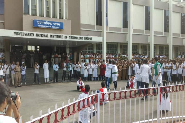 VNIT Nagpur campus in Nagpur, Maharashtra, India — photo 2
