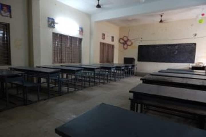 RRDS Government Degree College campus in Bhimavaram, Andhra Pradesh, India — photo 2