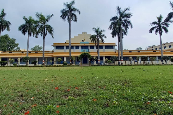 Post Graduate College campus in Ghazipur, Uttar Pradesh, India — photo 4