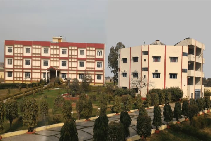 Aligarh College of Education campus in Aligarh, Uttar Pradesh, India — photo 1