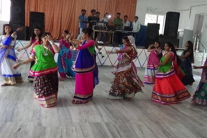 Smt PR Patel Arts College campus in Patan, Gujarat, India — photo 5